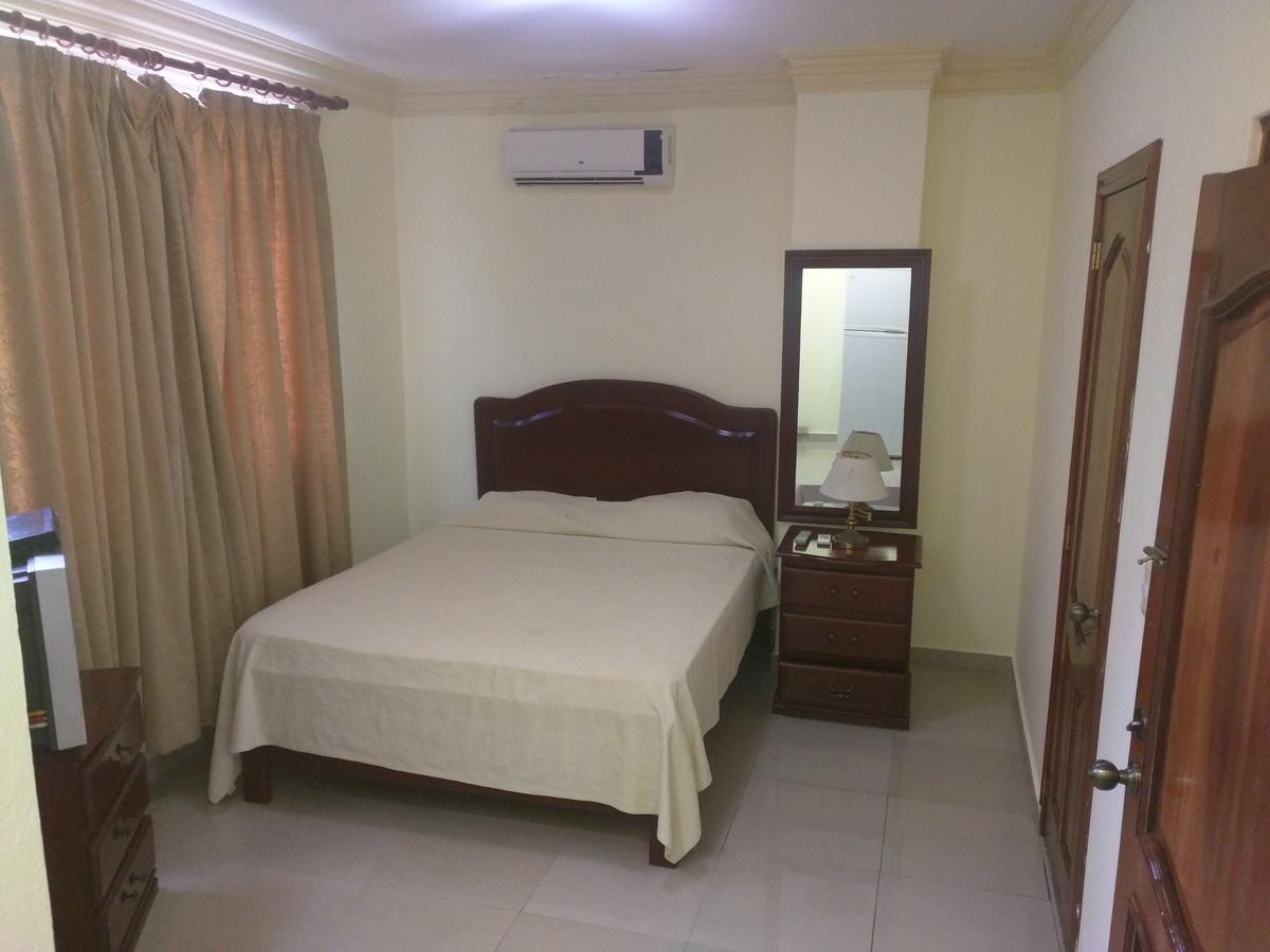 Aparta Hotel Caribe Paraiso 후안돌리오 외부 사진
